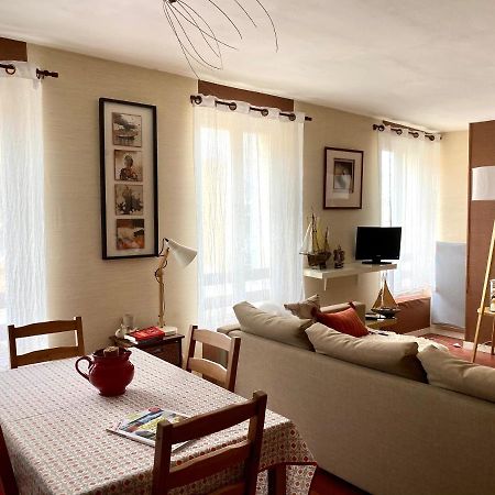 Chez Gwen, Très bel appartement vue mer latérale Le Tréport Exterior foto